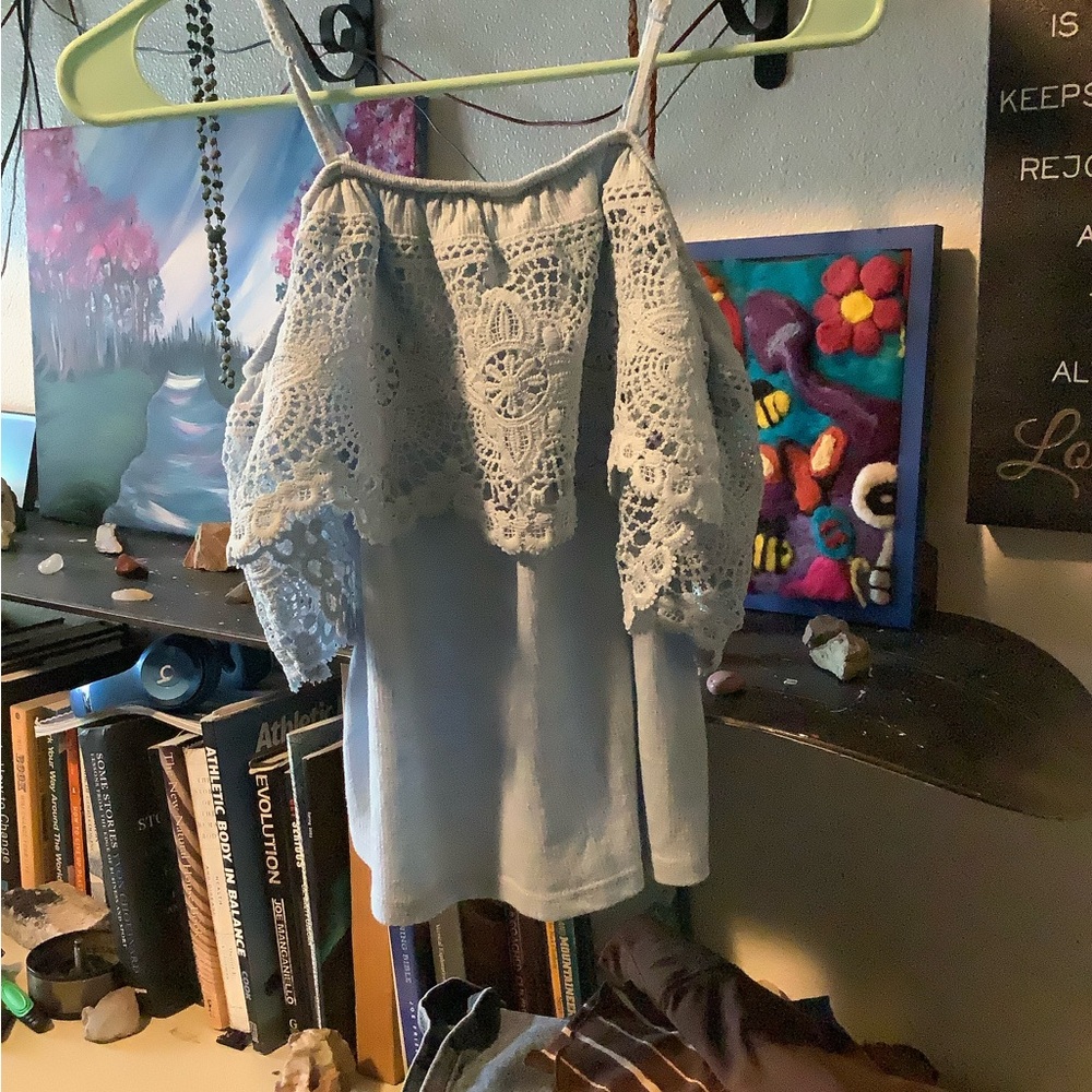 Blouse - Picture 2 of 3